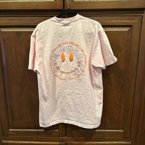 Pale pink tee sz M/L